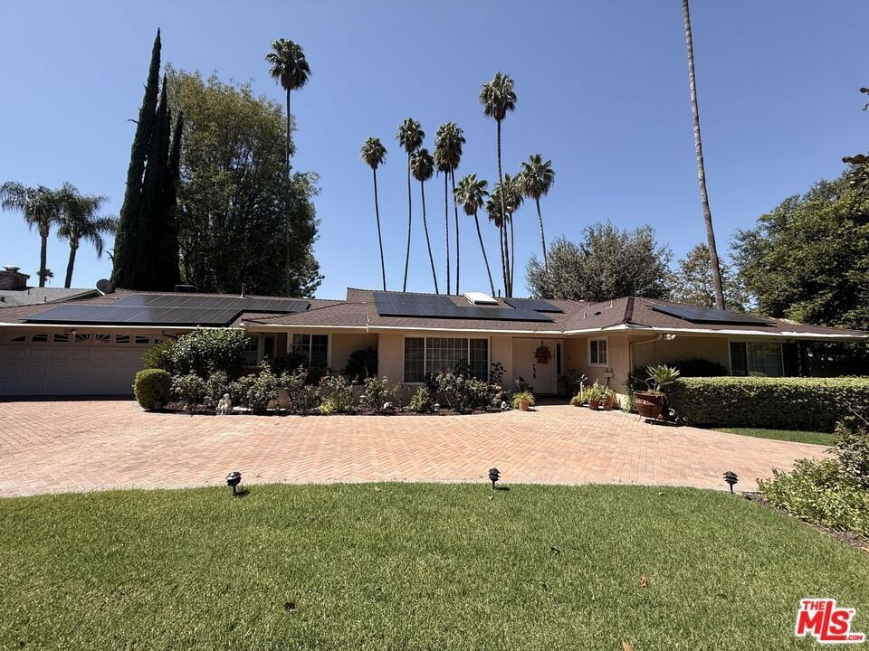 House in Los Angeles, California, United States 4 - 18870703