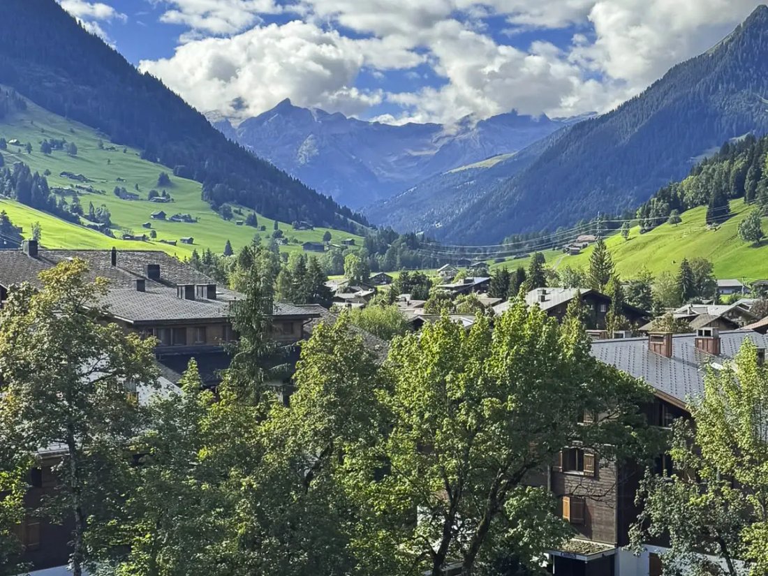 Apartamento en Gstaad, Saanen, Cantón de Berna 2 - 18873420