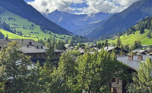 Appartamento a Gstaad, Saanen, Cantone di Berna 1