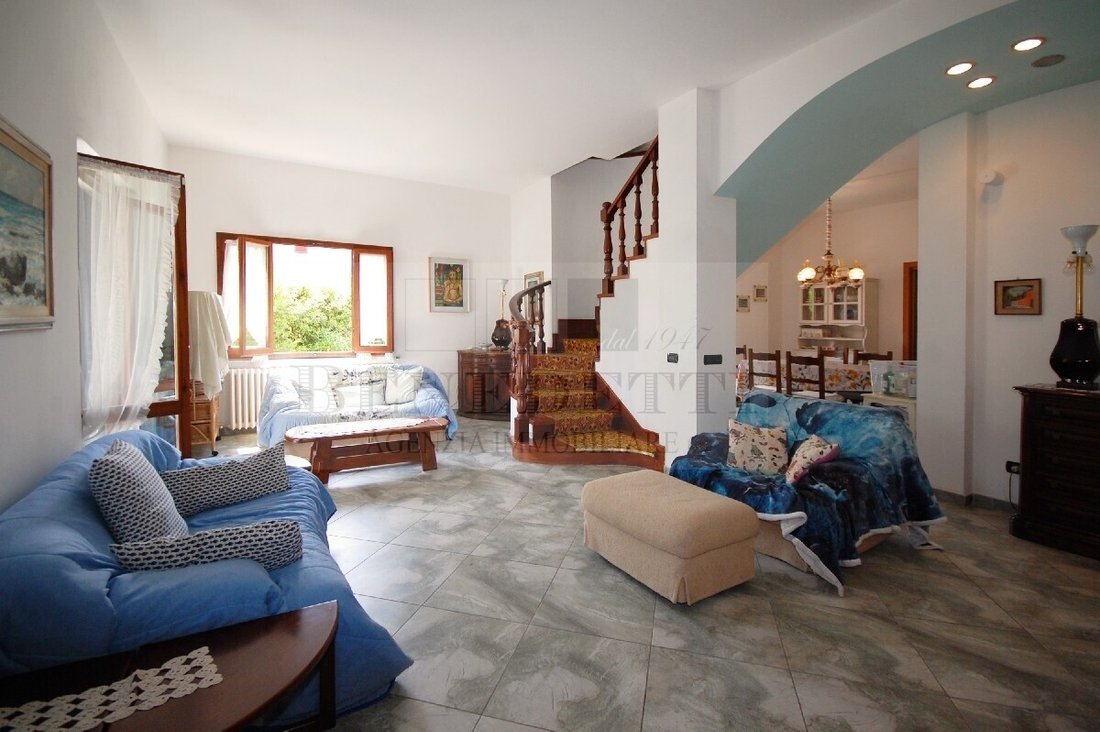 Villa in Pietrasanta, Tuscany, Italy 1 - 18871256