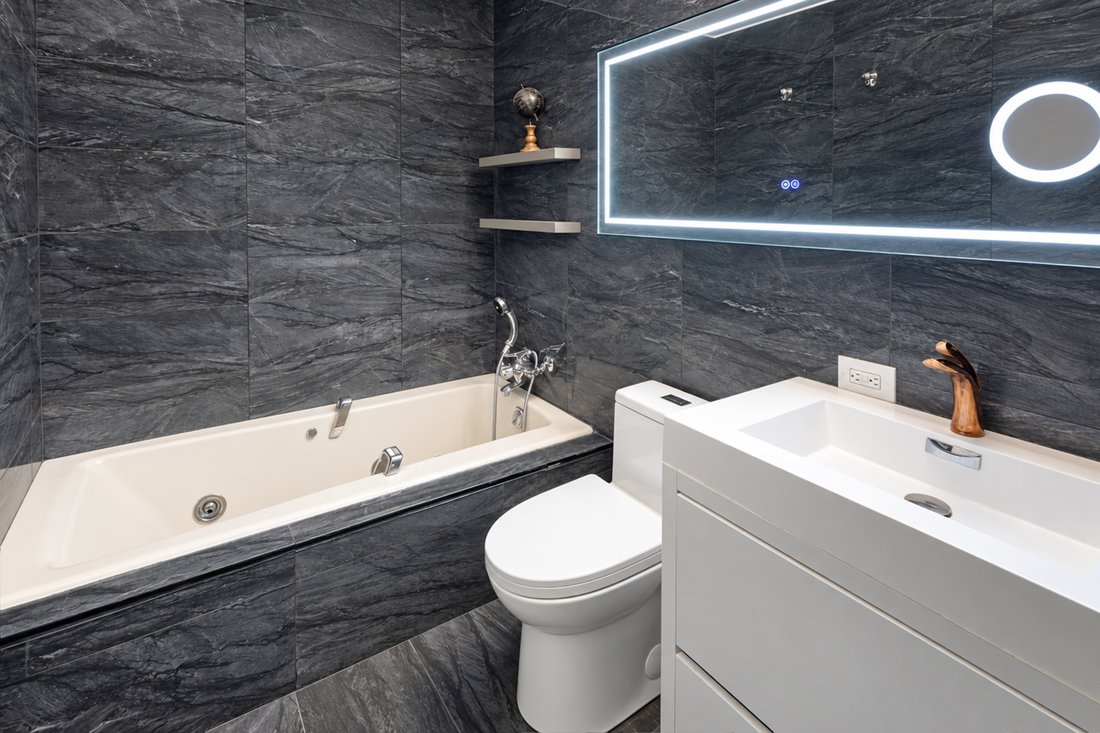 Condo in New York, New York, United States 4 - 18834583