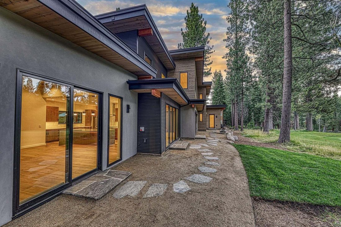 House in Truckee, California, United States 5 - 18459217
