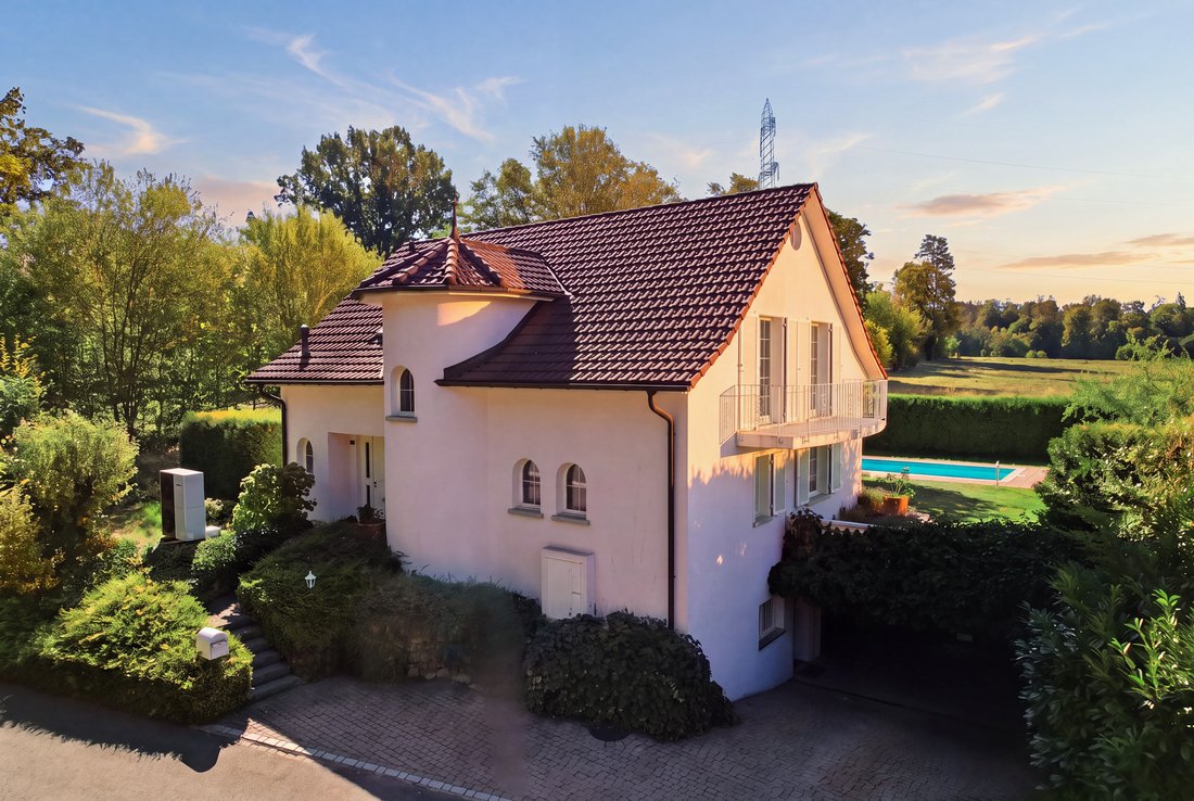 Villa in Pratteln, Basel-Landschaft, Schweiz 2 - 18870675