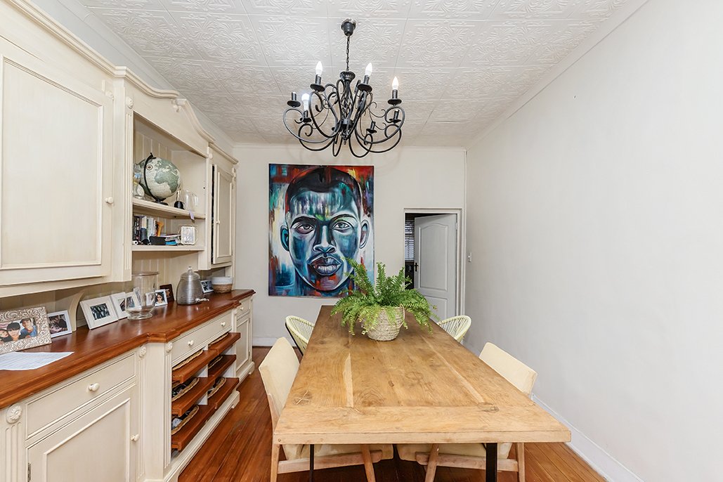 House in Camps Bay, Atlantic Seaboard, Cape Town 4 - 18875737