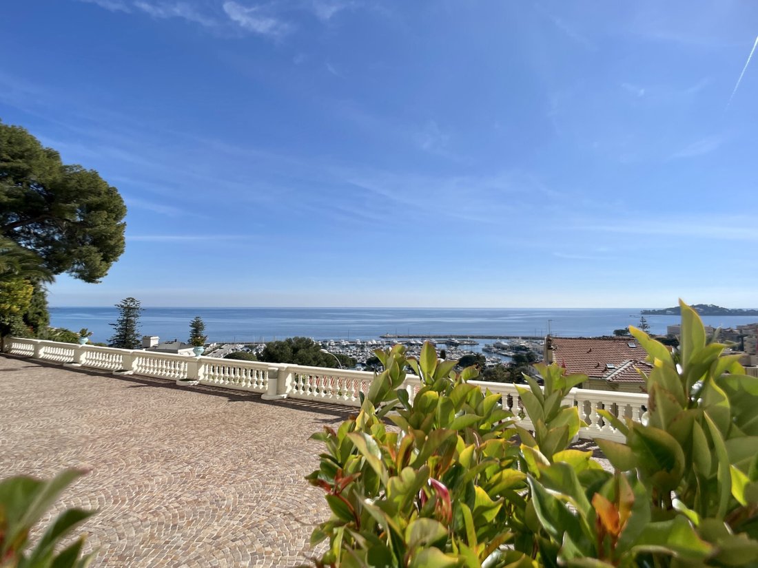 Appartement à Beaulieu-sur-Mer, Provence-Alpes-Côte d'Azur, France 1 - 18870727