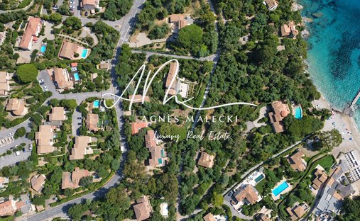 Apartment in Rayol-Canadel-sur-Mer, Provence-Alpes-Côte d'Azur, France 1
