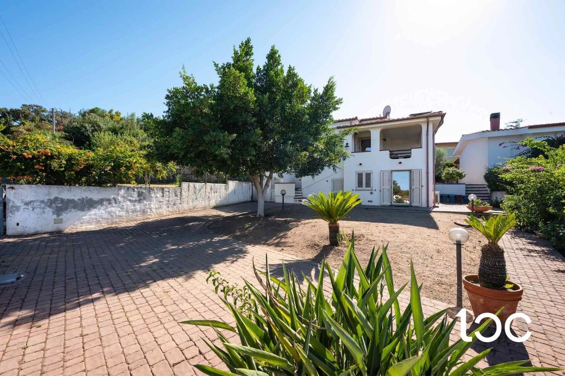 Villa in Siniscola, Sardinien, Italien 1 - 18871272