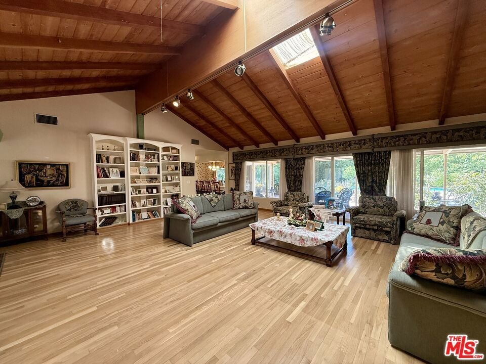 House in Los Angeles, California, United States 5 - 18870703