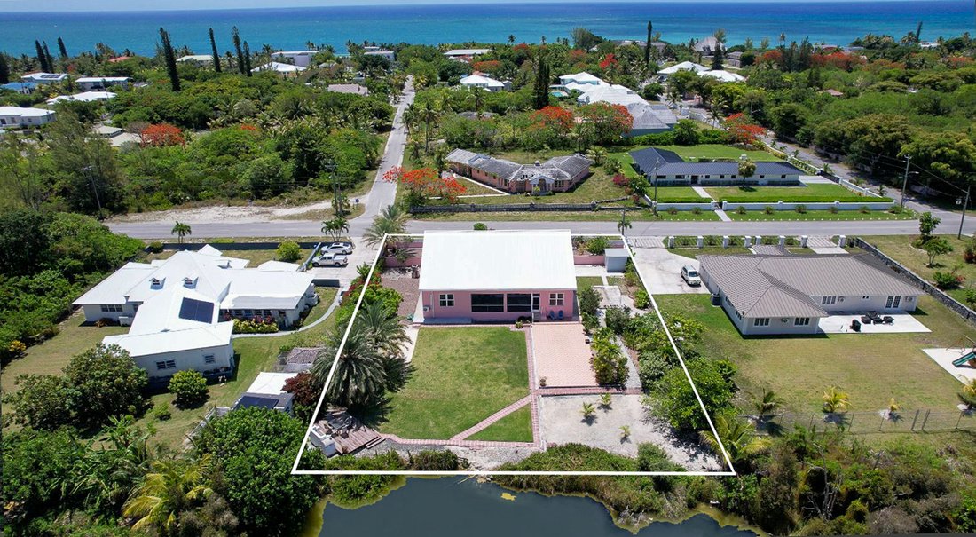 House in Freeport, Freeport, The Bahamas 2 - 18872050