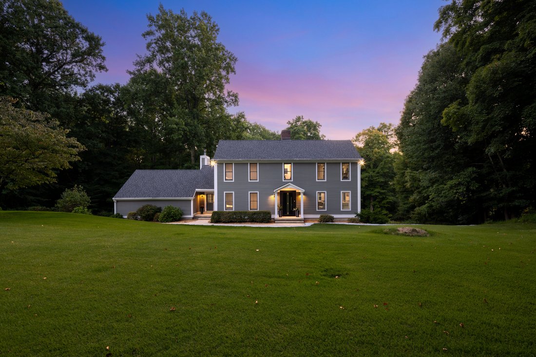 House in Bethel, Connecticut, United States 2 - 18871653