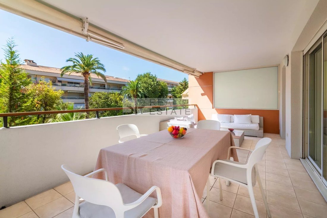 Apartment in Saint Nicolas, Cannes, France 2 - 18871909