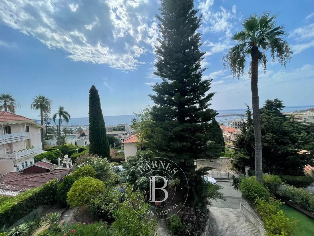 Terreno en Menton, Provenza-Alpes-Costa Azul, Francia 2 - 18872033