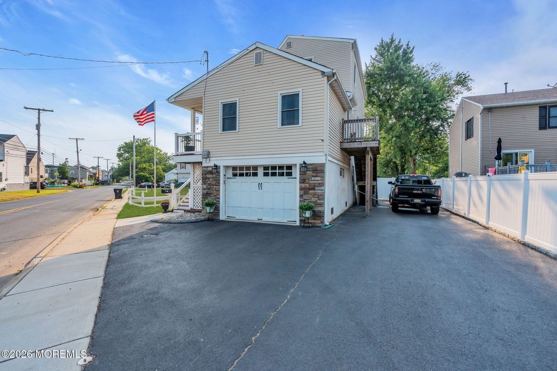 House in Port Monmouth, New Jersey, United States 3 - 18870552