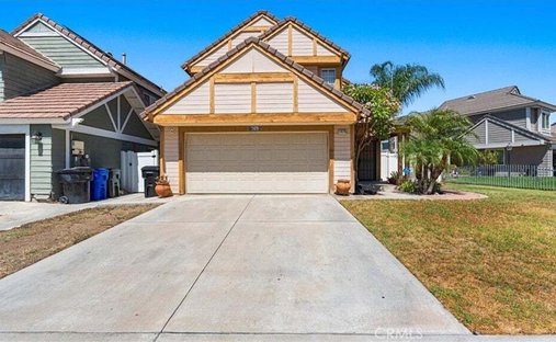 Casa en Fontana, California, Estados Unidos 1