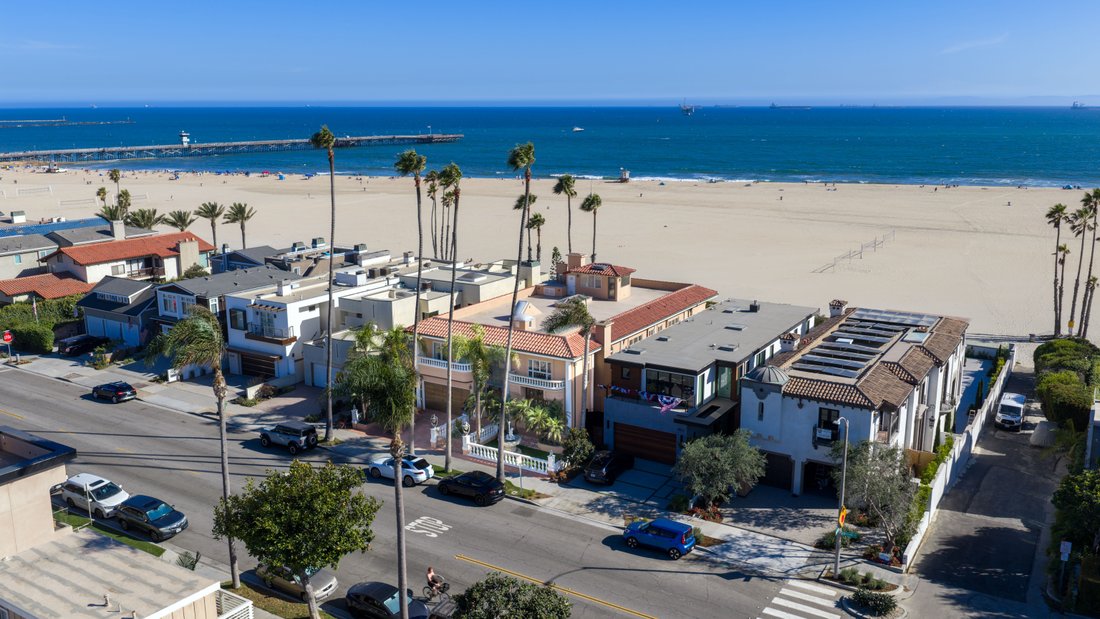 House in Seal Beach, California, United States 3 - 18872635