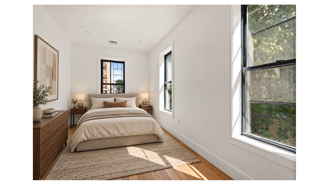 New York, New York, United States 5 - 18874424
