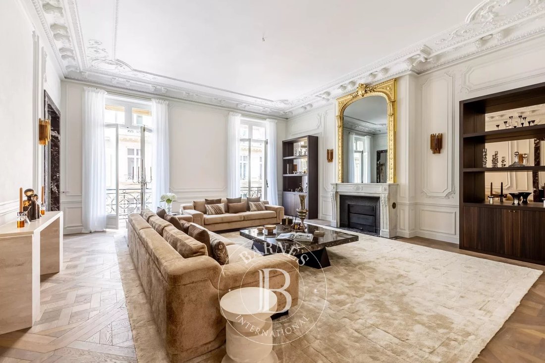 Wohnung in Triangle d'Or, Paris 8e Arrondissement, Paris 3 - 18874992