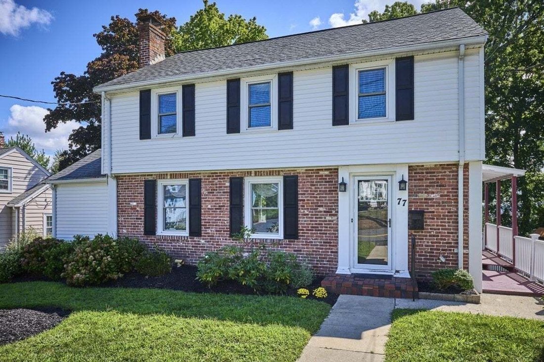 House in Waltham, Massachusetts, United States 1 - 18870442