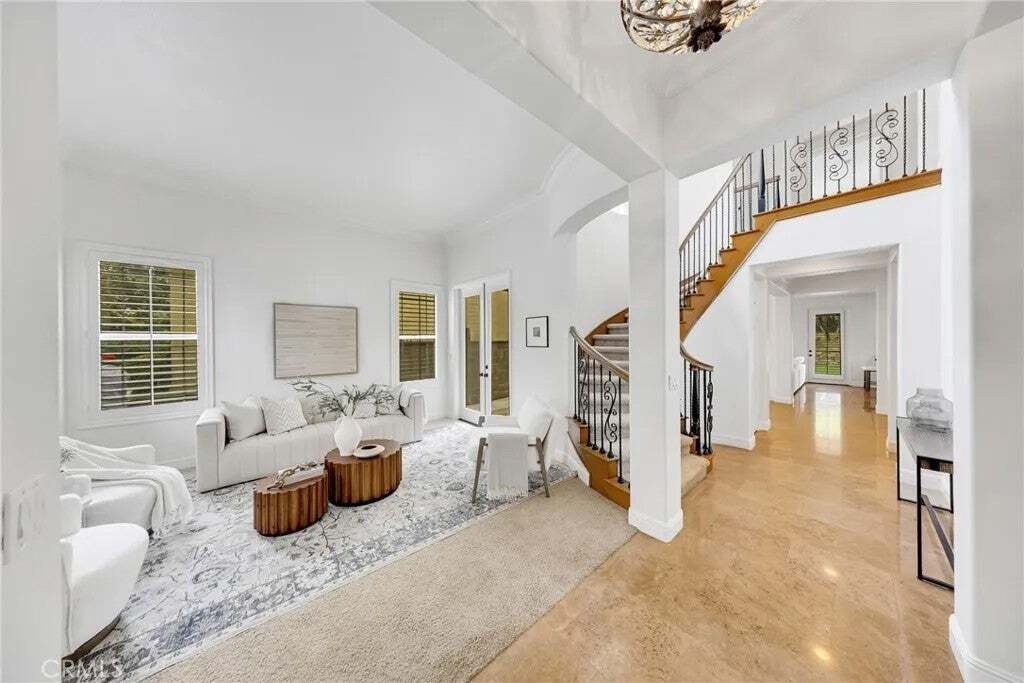 House in Fullerton, California, United States 5 - 18873831