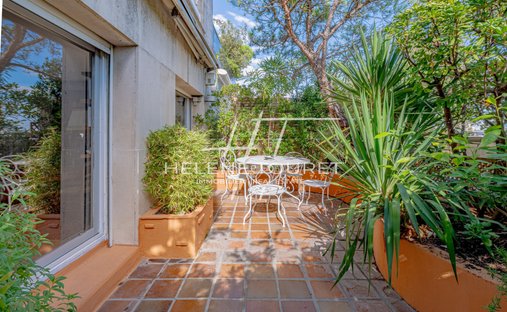 Apartment in Invalides, Paris 7e Arrondissement, Paris 1