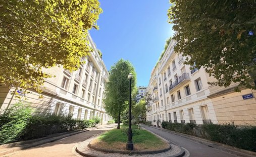 Apartment in Auteuil Nord, Paris 16e Arrondissement, Paris 1