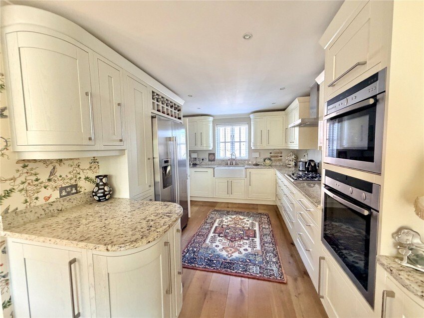 House in Lymington, England 2 - 18870856