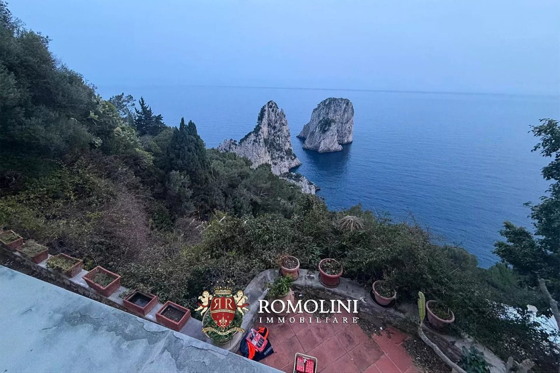 Villa en Capri, Campania, Italia 4 - 18872645