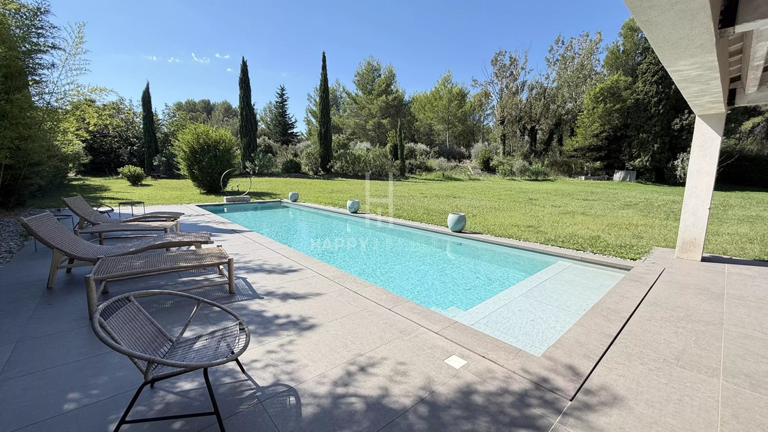 Casa en Fontvieille, Provenza-Alpes-Costa Azul, Francia 4 - 18872212