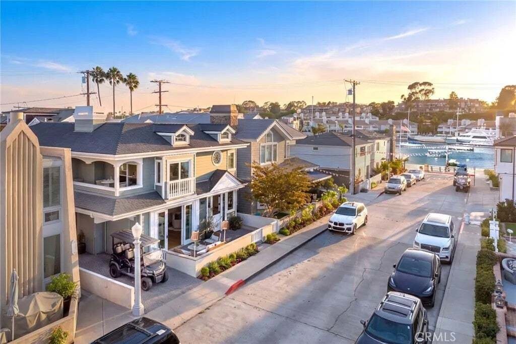 Maison de ville à Newport Beach, Californie, États-Unis 2 - 18873904