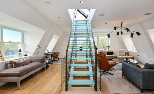 Penthouse in WC2, Westminster, England 1