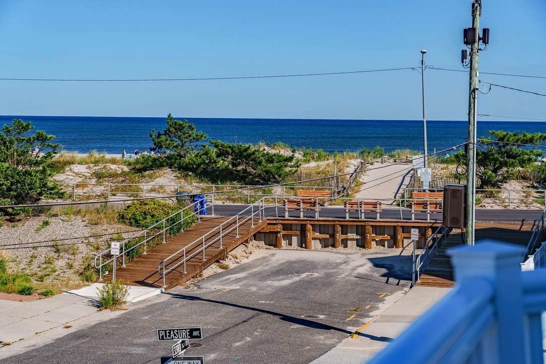 Condo in Sea Isle City, New Jersey, United States 4 - 18871138