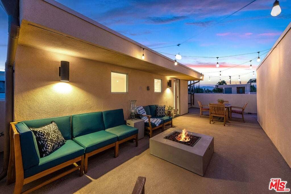 House in Los Angeles, California, United States 5 - 18873577