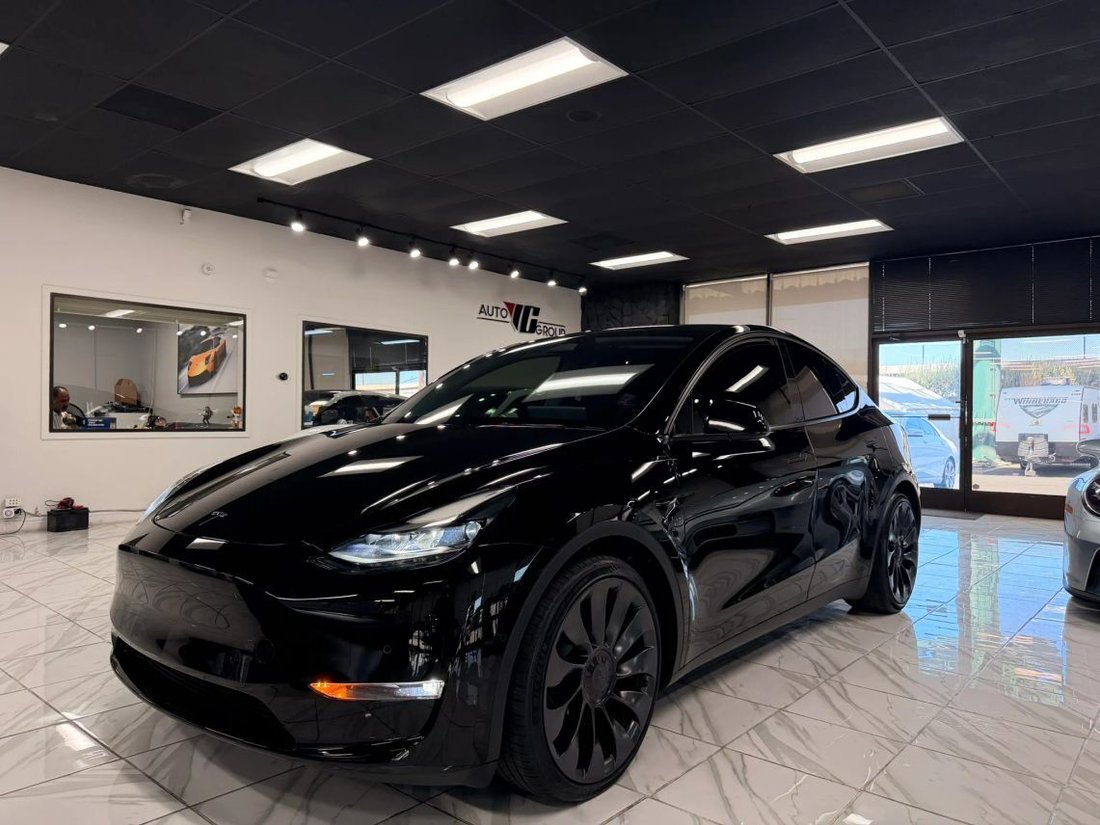 Suv in Pittsburg, CA, United States 1 - 18875454