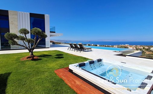 Villa in Crete, Greece 1