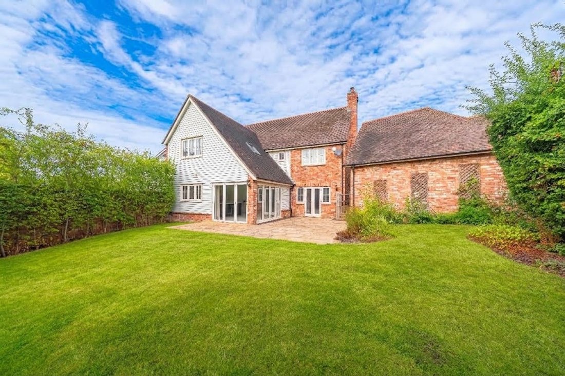 Haus in Ardingly, England 2 - 18784637