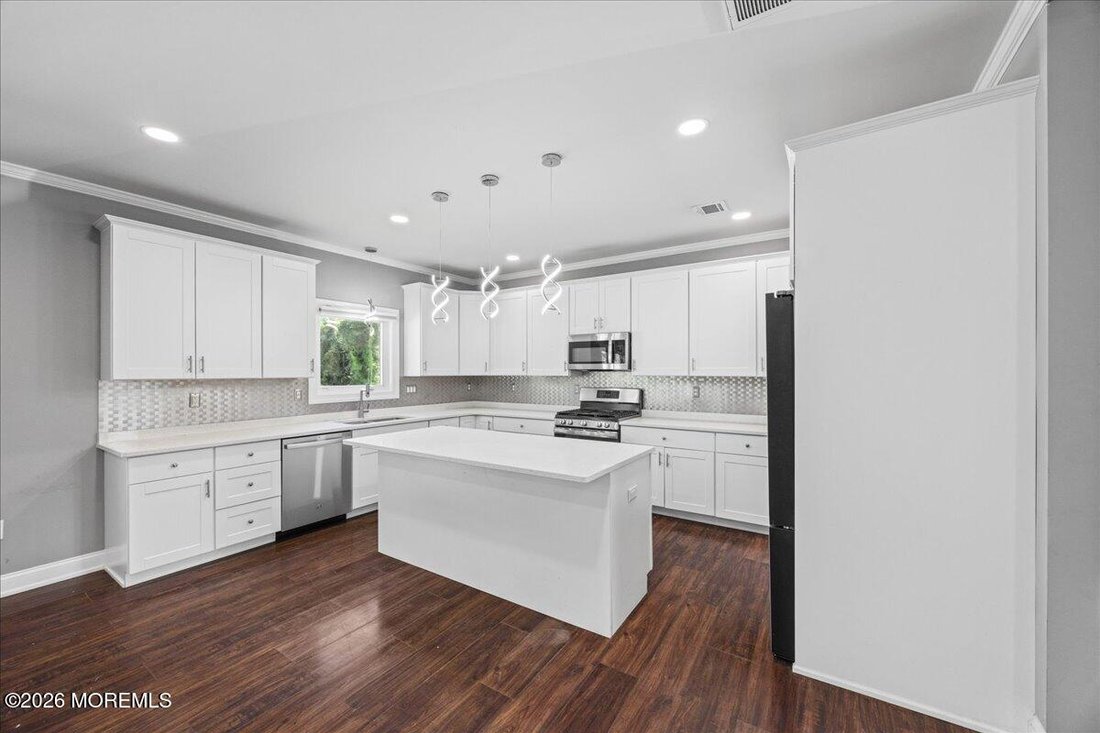 House in Union Beach, New Jersey, United States 5 - 18870551