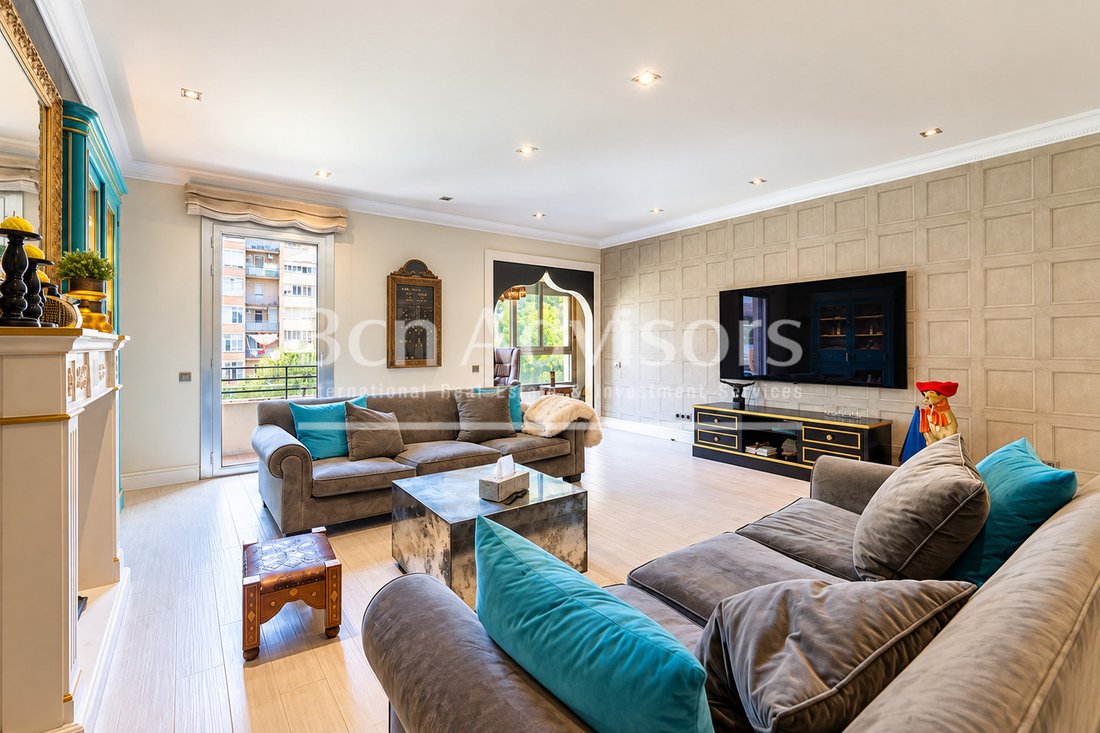 Appartamento a Eixample, Barcellona, Spagna 4 - 18875084