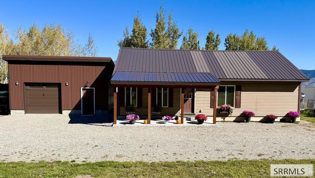 House in Island Park, Idaho, United States 3 - 18115887