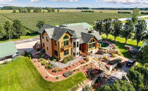 House in Fruitport, Michigan, United States 1