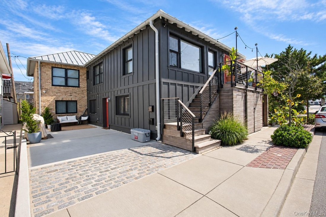 Long Beach, New York, United States 1 - 18874698