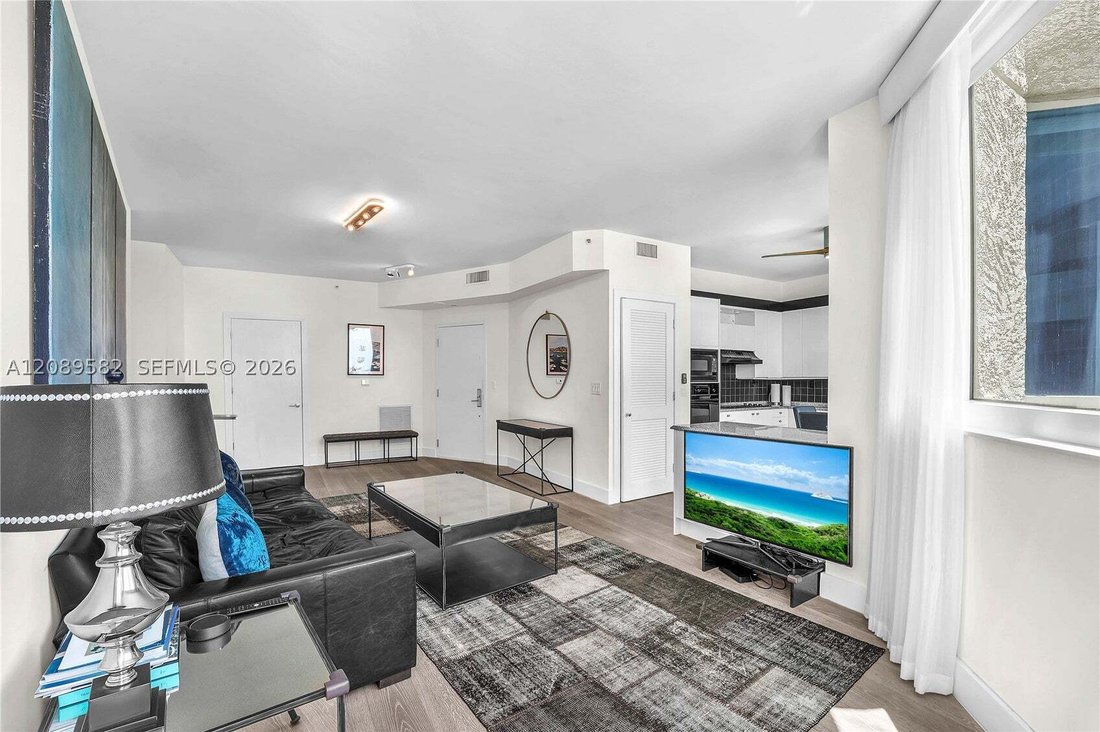Condo in Miami Beach, Florida, United States 4 - 18873863