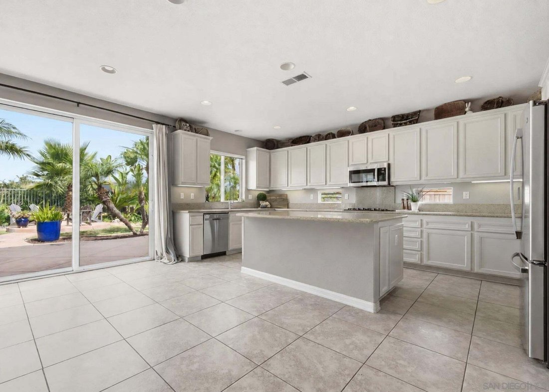 House in San Marcos, California, United States 4 - 18873911