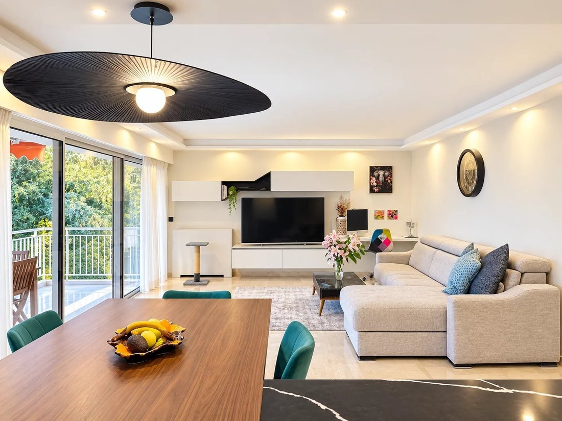 Appartamento a Vallergues, Cannes, Francia 1 - 16623037
