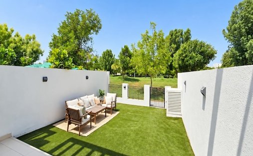 Townhouse in Al Wasl, Dubai, United Arab Emirates 1
