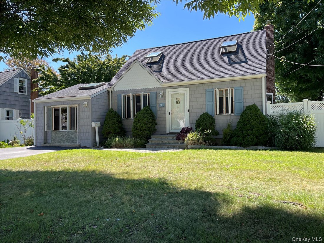 Casa a Lindenhurst, New York, Stati Uniti 1 - 18874673