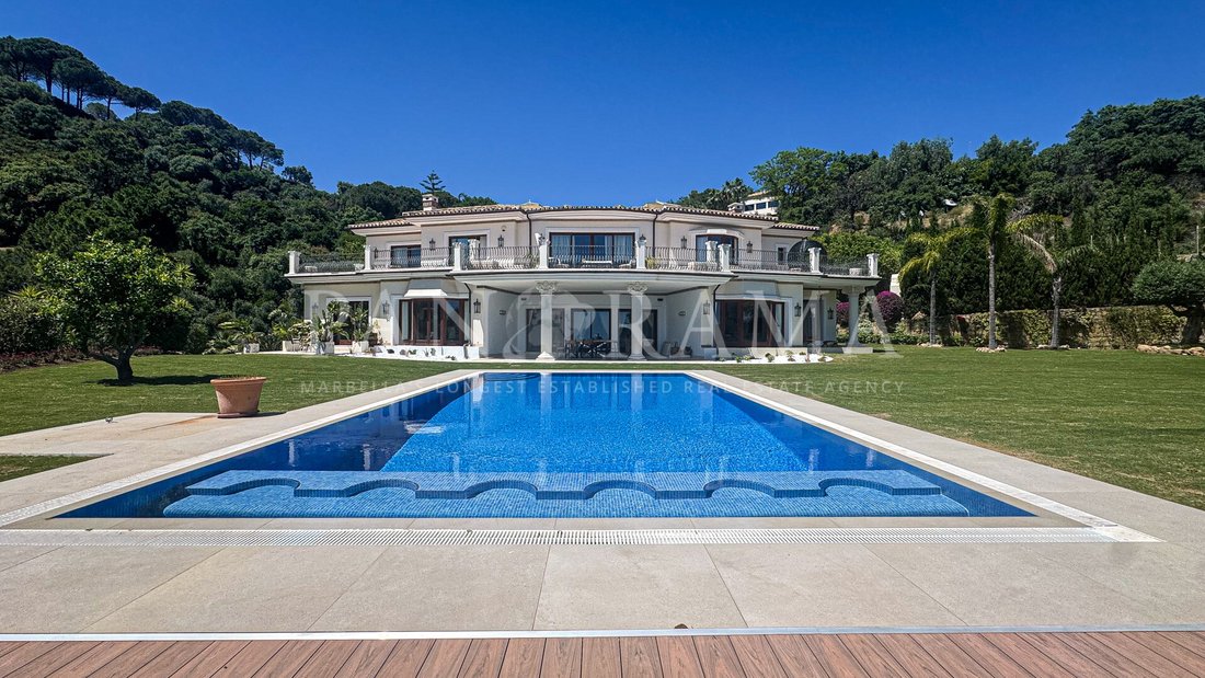 Villa in La Zagaleta, Benahavís, Andalusien 1 - 18874881