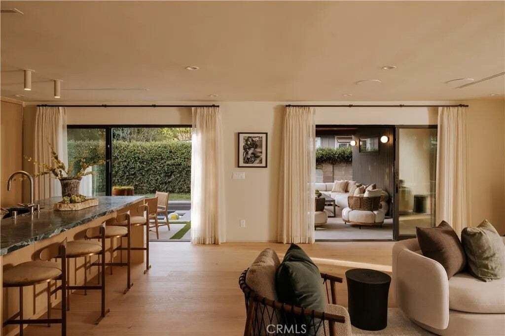 House in Los Angeles, California, United States 3 - 18354805