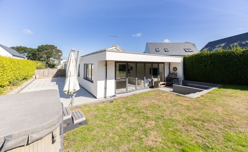 Bungalow in United Kingdom 1