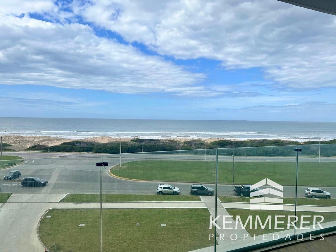 Apartment in Punta del Este, Uruguay 3 - 18871768
