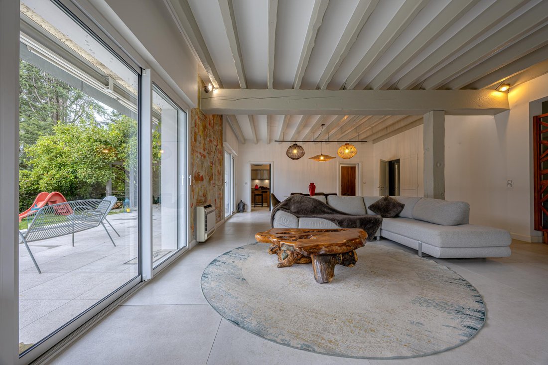 Villa in Tresserve, Auvergne-Rhône-Alpes, France 4 - 18874971